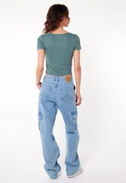 Elif - T-Shirt Basic - Cascade 8 Elif - T-Shirt Basic - Cascade -America Today 1e617e1016b34f50a0bc0eb6257b7860