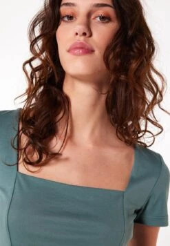 Elif - T-Shirt Basic - Cascade 9 Elif - T-Shirt Basic - Cascade -America Today 1f4c2c077cfd4ef0888b5360c67b35d3