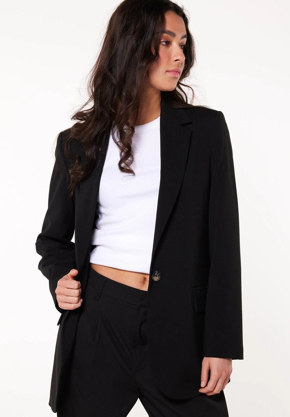 Hazel - Blazer - Black 1 Hazel - Blazer - Black