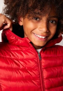 Alex Jr - Jas - Red -America Today 61455abec6d9414dbc1526f403e7abe8