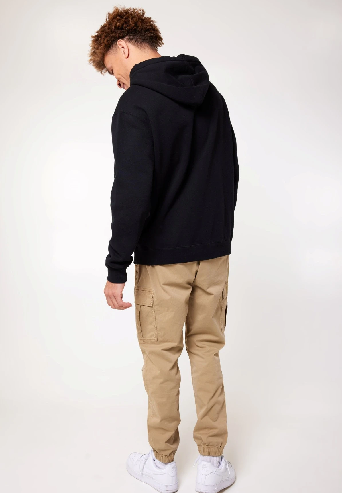 Pharrell - Cargobroek - Khaki 3 Pharrell - Cargobroek - Khaki - Afbeelding 3