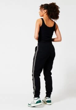 Carly - Trainingsbroek - Black -America Today 7af0cfe3a8f741618c0f0ac08c4e1f9f