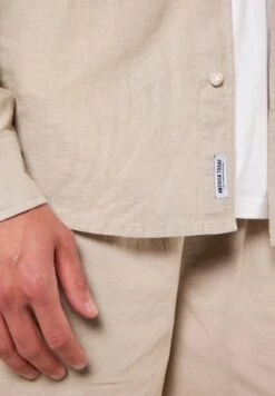 Hollis - Overhemd - Sand -America Today 95a24b0f067e4511ac3a87fd4b735c7c