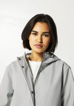 Janice Raincoat - Parka - Light Grey -America Today 9aee2aacb4c3474781e2a9520a1d1b1c