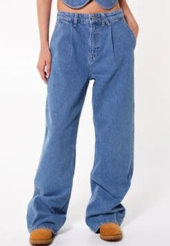 Nevada - Flared Jeans - Denim Blue