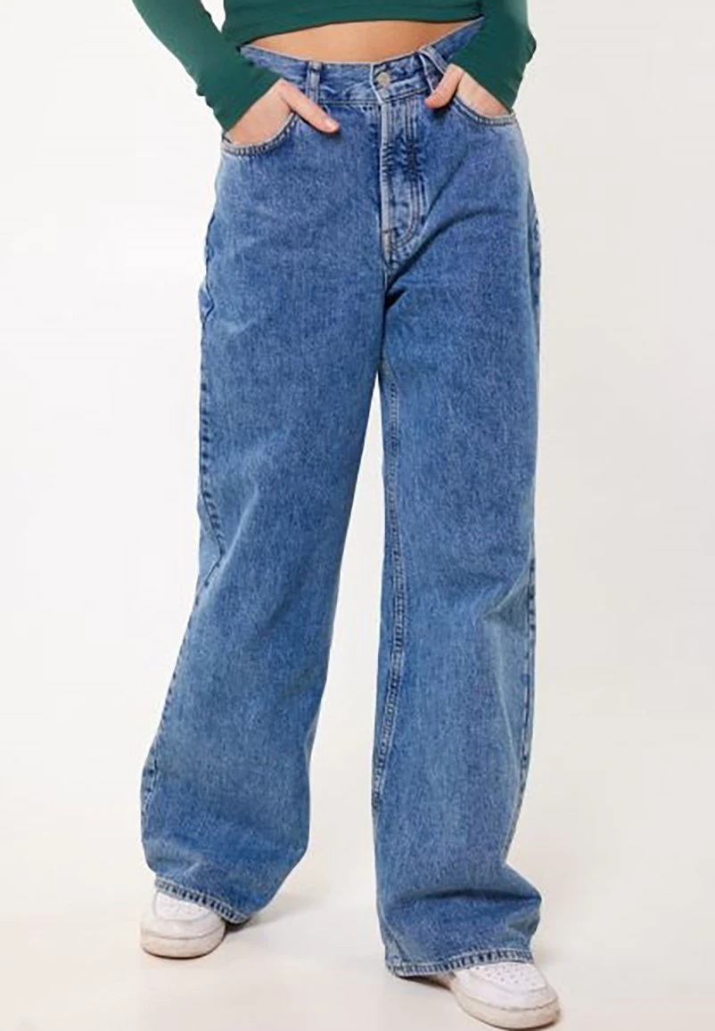 Olivia - Flared Jeans - Lightning Indigo 1 Olivia - Flared Jeans - Lightning Indigo
