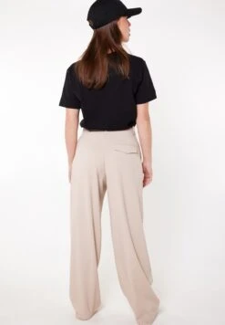 Philly - Broek - Sand -America Today be4ec7e7540647f2a1f1caf220c815e5