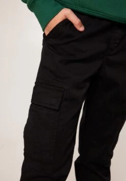 Pharrell Jr - Cargobroek - Black 9 Pharrell Jr - Cargobroek - Black -America Today d3f2238bbc894338846f7f0cf556c3c0