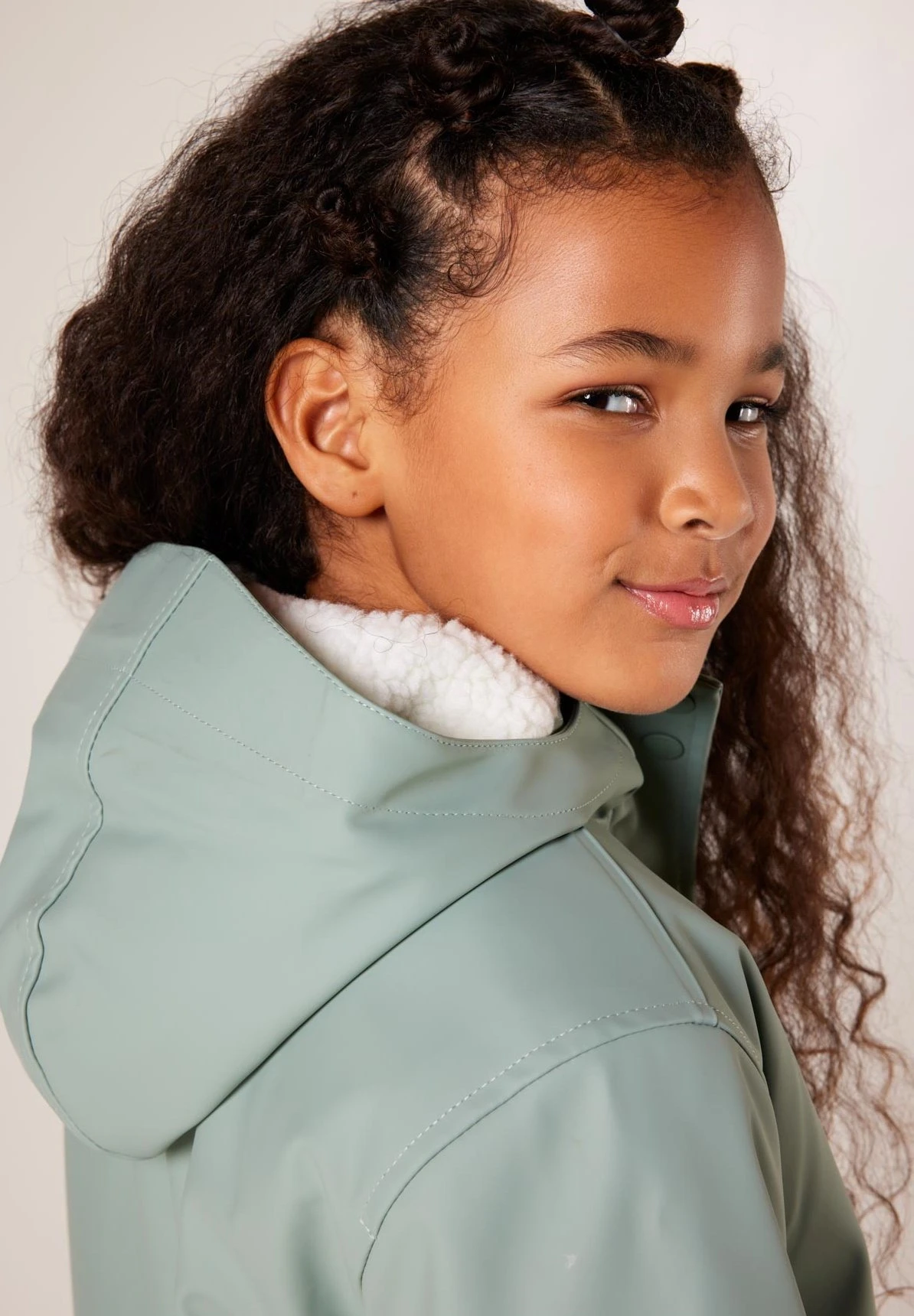 Janice Teddy Jr - Regenjas - Sage 4 Janice Teddy Jr - Regenjas - Sage - Afbeelding 4