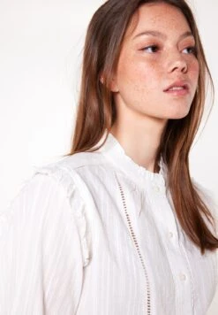Bree - Overhemdblouse - Off White 9 Bree - Overhemdblouse - Off White -America Today ec3a0fb1cd284500986cdfba6898d968