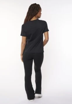 Essie - T-Shirt Print - Washed Black 8 Essie - T-Shirt Print - Washed Black -America Today ef9ffa3aa3e4438cbedd1d0e937446a2