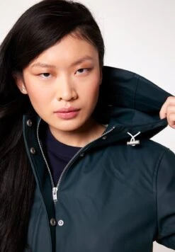 Janice Raincoat - Parka - Hard Green -America Today fb691e799e3545a6bff15c09c50e28df